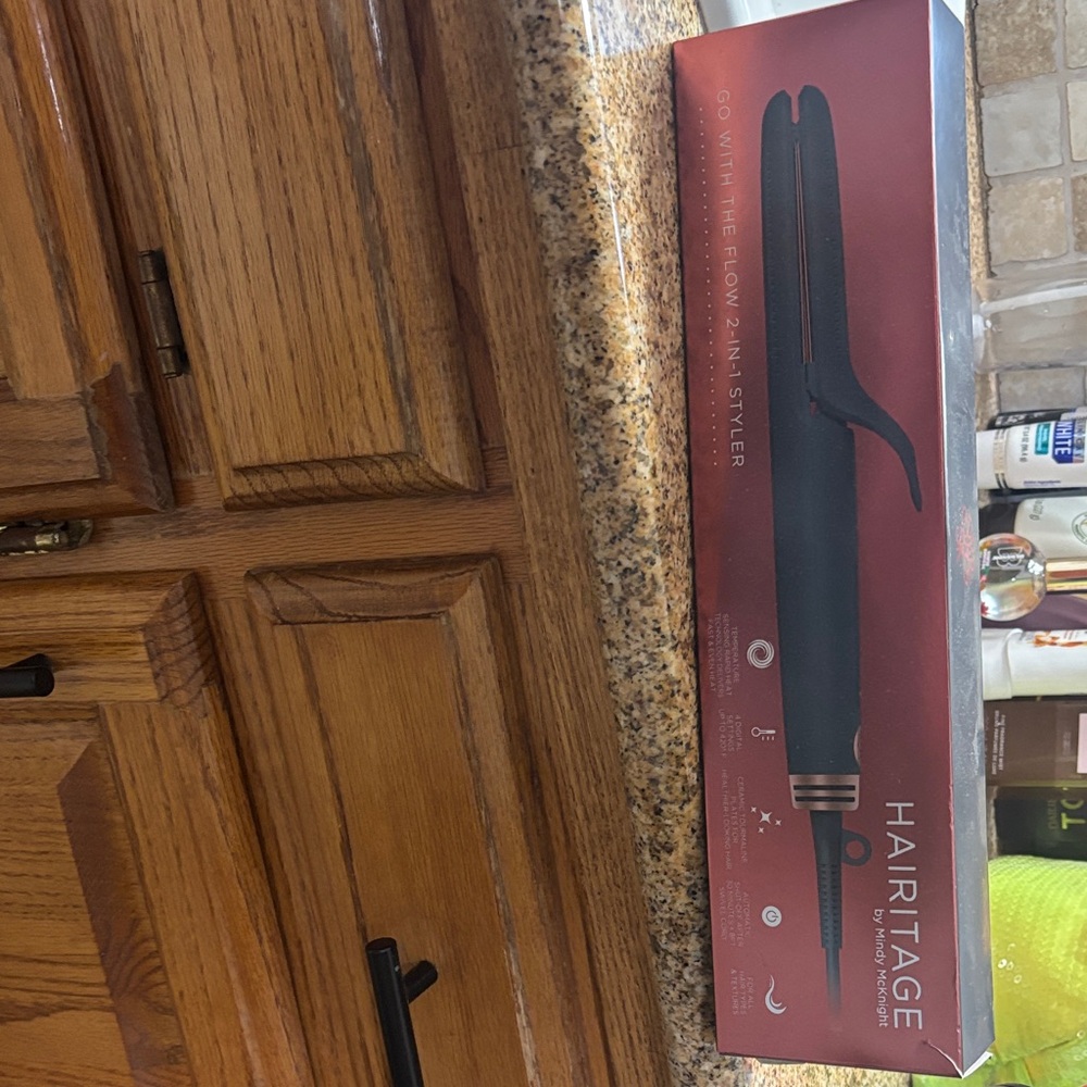 Black 2-in-1 Styler